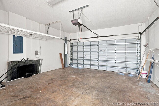 Building Photo - 3717 Pebblebrook Manor