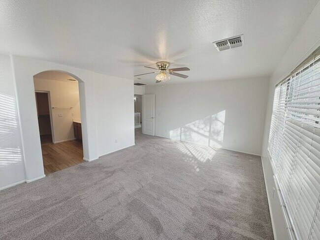 Building Photo - 4 BED, 2.5 BATH HOME IN CIRCLE CROSS RANCH SAN TAN VALLEY, AZ