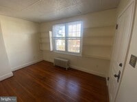 Building Photo - 510 Quincy Ave