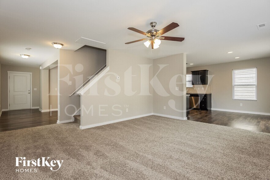 Building Photo - 4908 Gibbons Link Rd