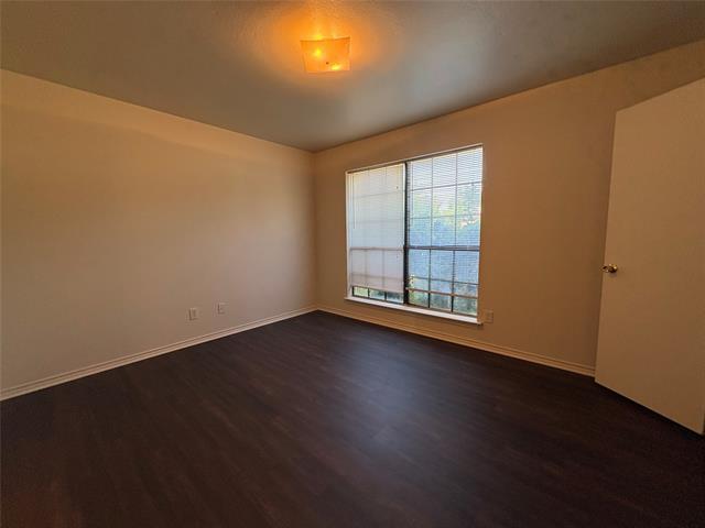 Building Photo - 714 Hillcrest Ct