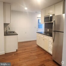 Building Photo - 1134 12th St