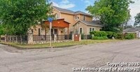 Building Photo - 206 Stace St
