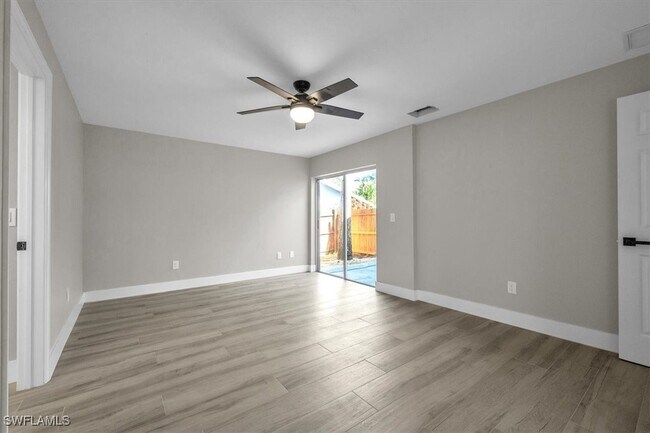 Building Photo - 27630 Wisconsin St