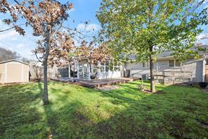 Building Photo - 3011 Yellowpine Terrace
