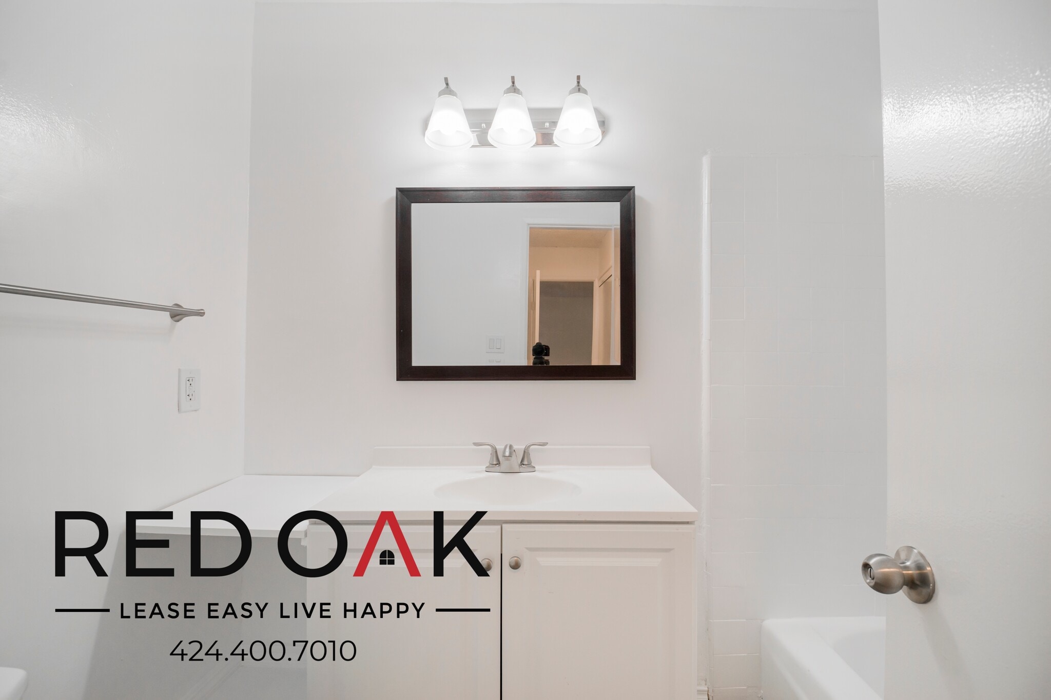 Building Photo - 1500 S Gramercy Pl