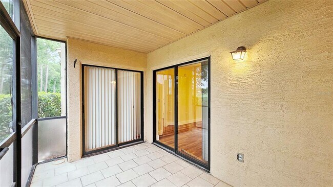 Building Photo - 7813 Sugar Bend Dr