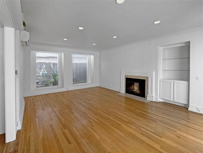 Building Photo - 1111 Potomac Dr