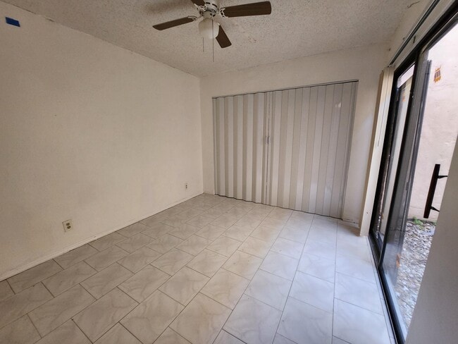 Building Photo - 903 NW 79th Terrace