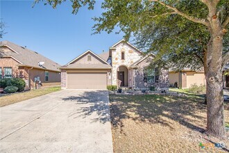 Building Photo - 136 Mistflower Ln