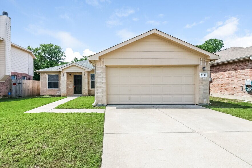 Primary Photo - 7948 Meadow View Tr