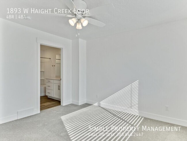 Building Photo - Luxurious 4-BD Townhouse in Farmington!
