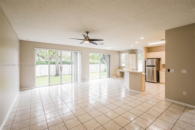 Building Photo - 1436 NW 159th Ln