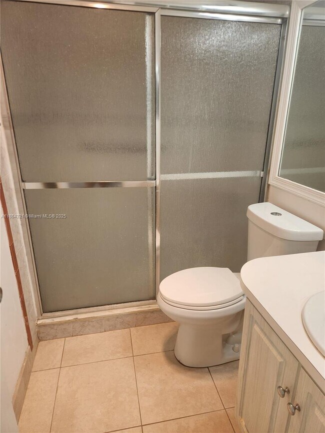 Building Photo - 326 Durham Cir