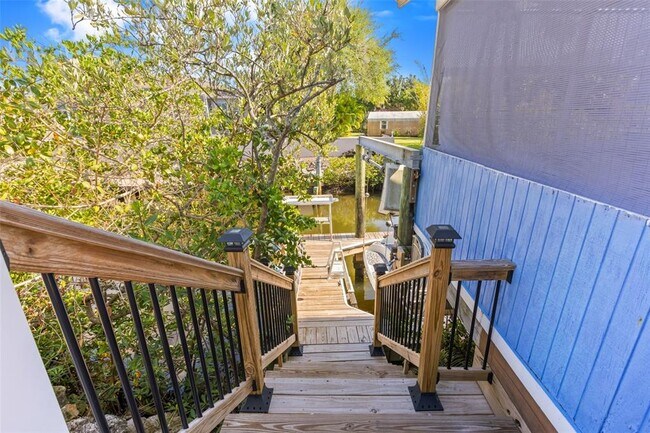 Building Photo - 428 W Klosterman Rd