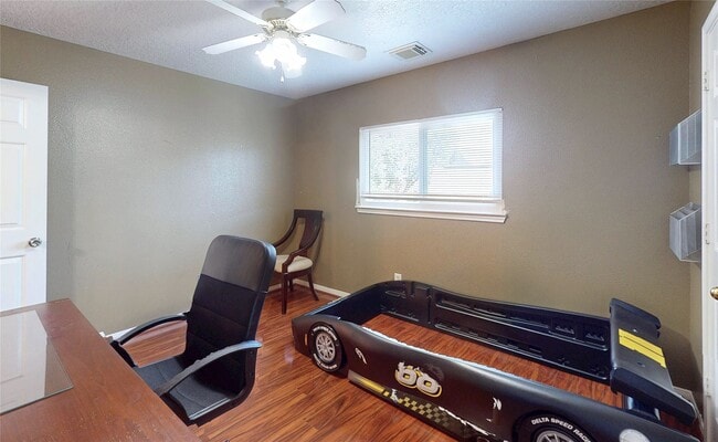 Building Photo - 4834 Zachary Ln