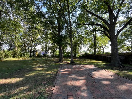 Building Photo - Charming 3BD, 2BA Durham Home with Large Yard Located Only 5 Minutes from Downtown Durham
