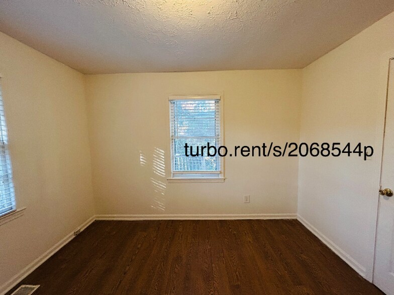 Building Photo - 7062 Felton Ln