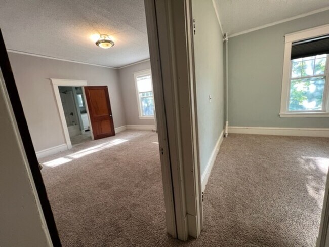Building Photo - Golden Triangle Apartment
