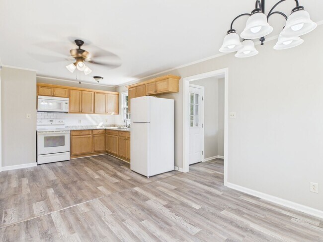 Building Photo - 11001 Reedy Branch Rd