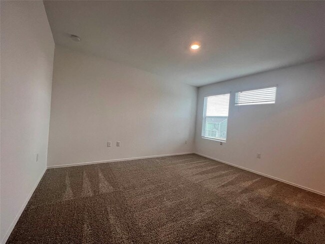 Building Photo - 7224 Spotted Leaf Wy