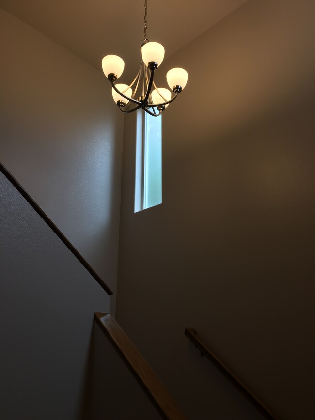 Entry way - 4001 Lunar Dr