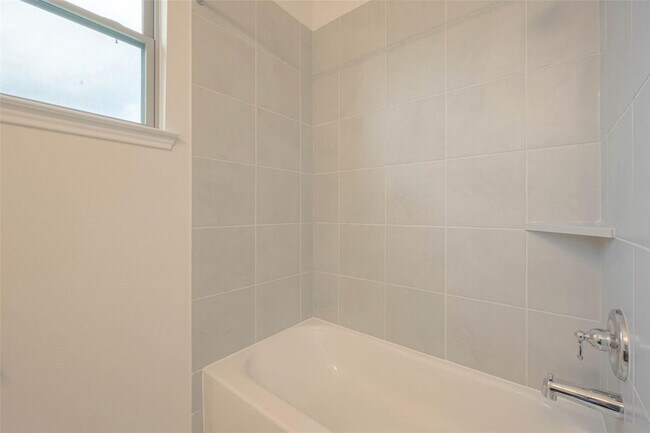 Building Photo - 1343 Vinter Mdws Ln