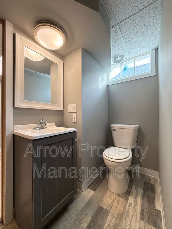 Building Photo - 5318 Stockwell St