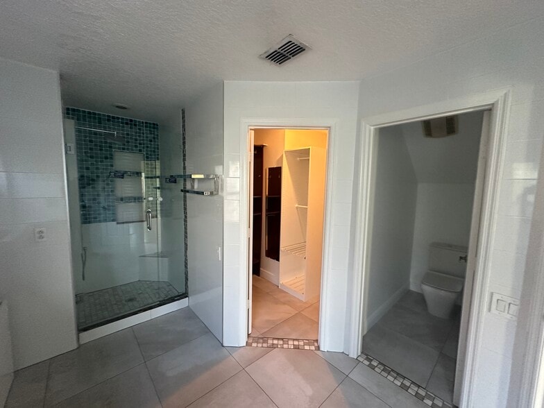 Building Photo - 6417 Winder Oaks Blvd