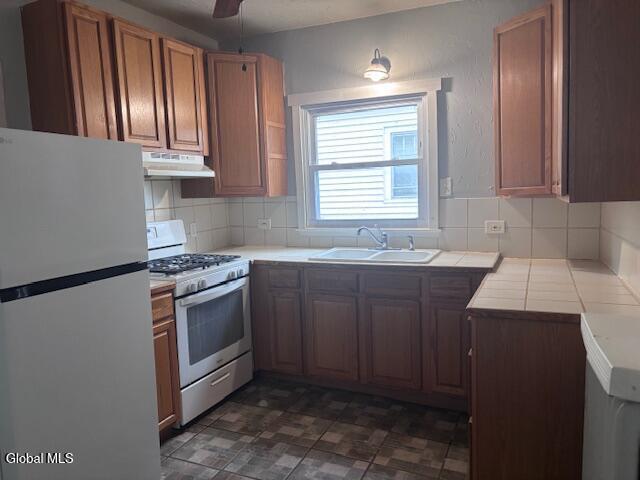 Building Photo - 17 Cuyler Ave