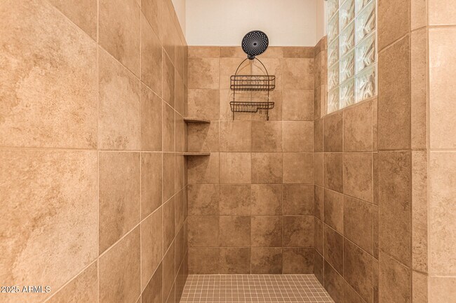 Building Photo - 4721 E Aldea Rd