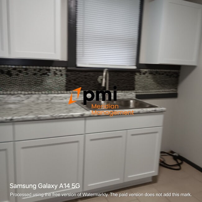 Building Photo - 1619 S Randolph St