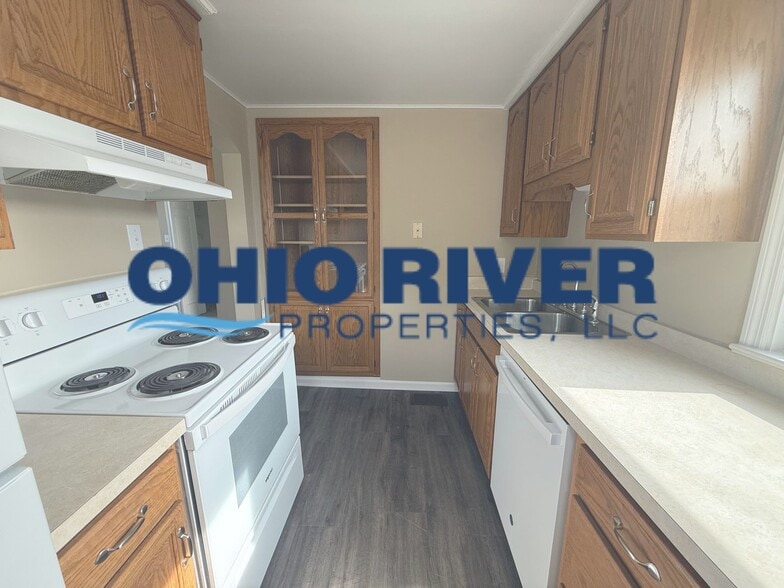 Building Photo - 1219 Garfield St