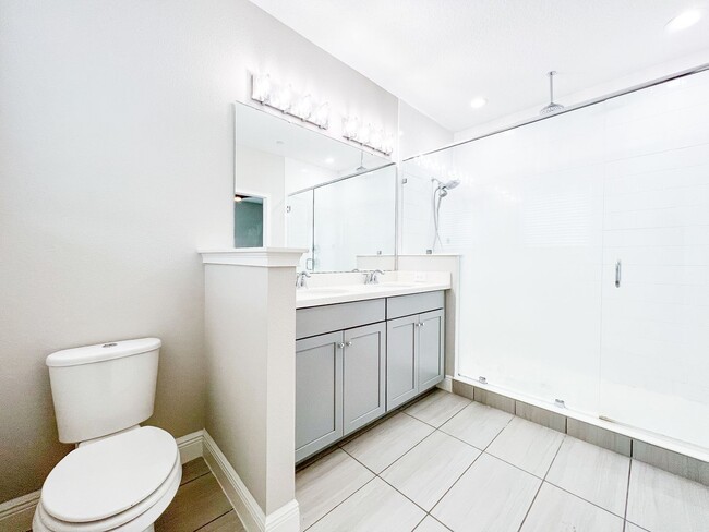 Building Photo - Luxury 4-Bedroom Townhome in Laureate Park – Now Available!