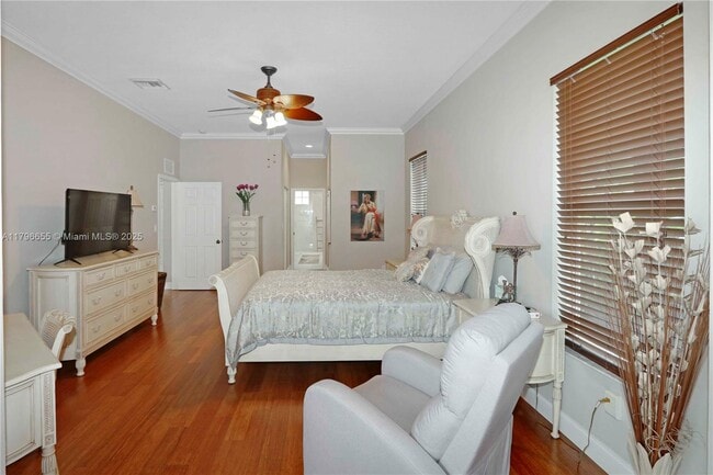 Building Photo - 3140 Fairways Dr