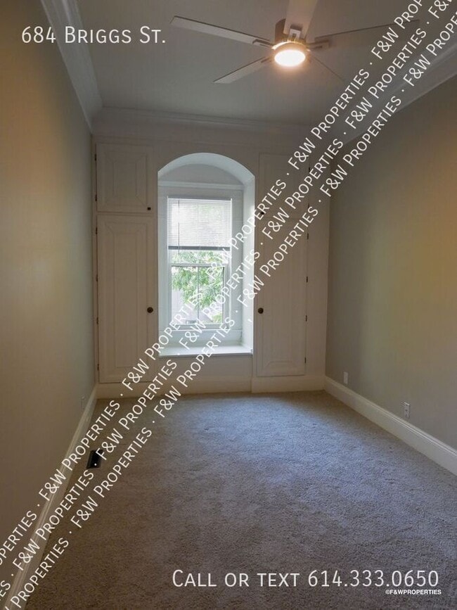 Building Photo - 684 Briggs St