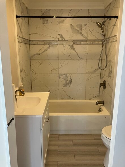 Bathroom - 111 Highland St