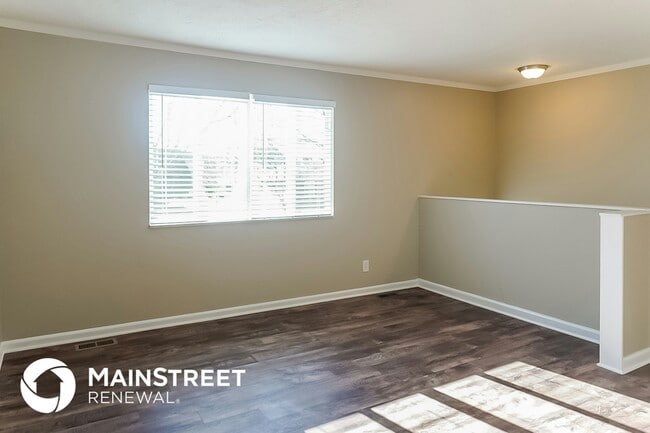 Building Photo - 5971 Northland Rd