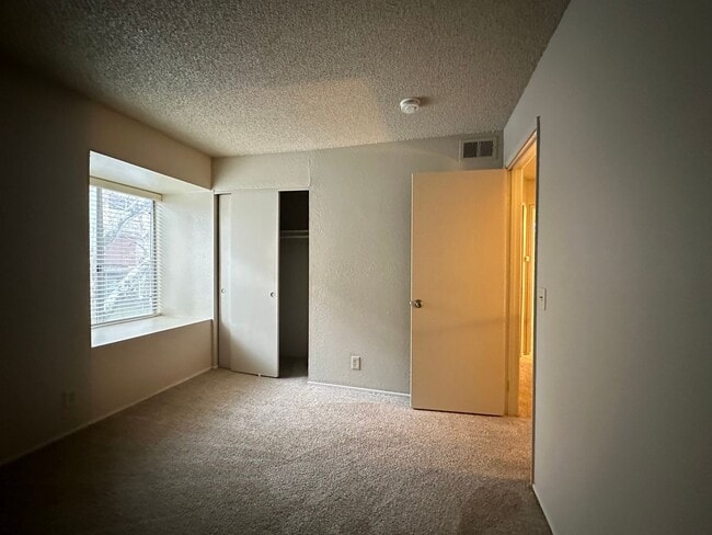 Building Photo - Coming Soon, Now Accepting a Wait! Spaciou...