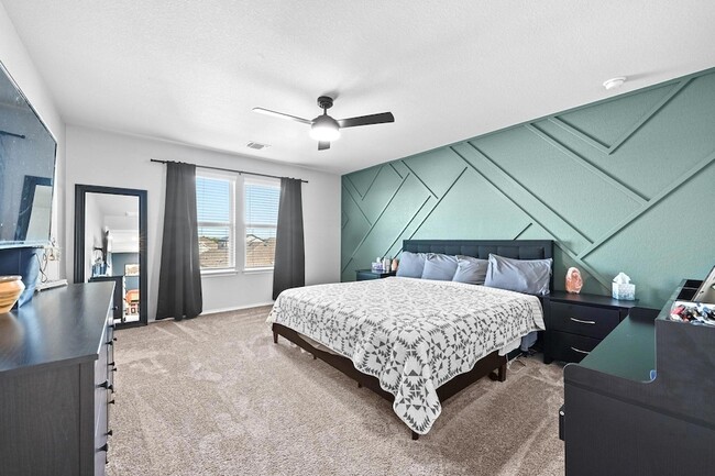 Building Photo - 317 Black Alder St