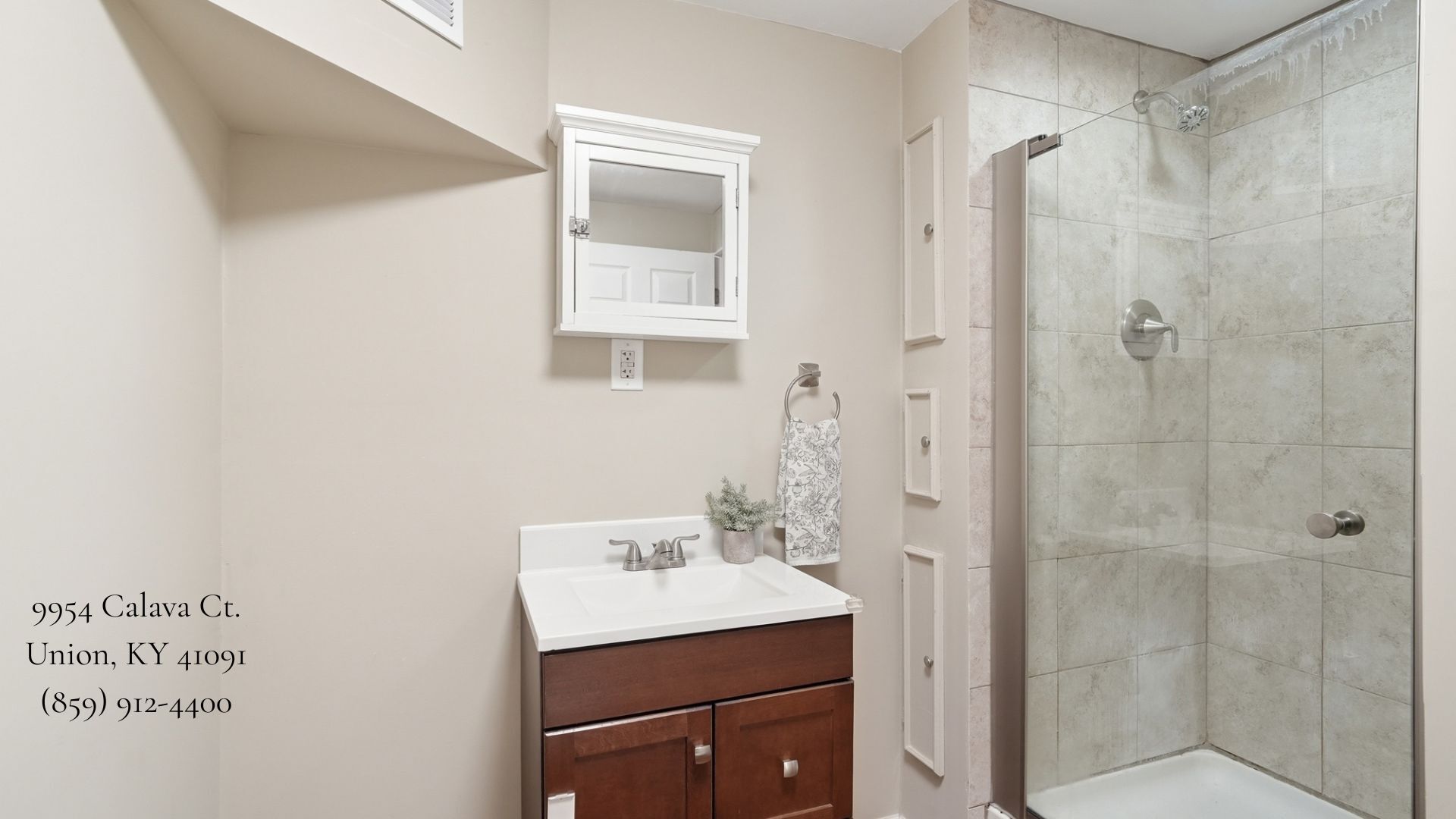 Building Photo - 9954 Calava Ct