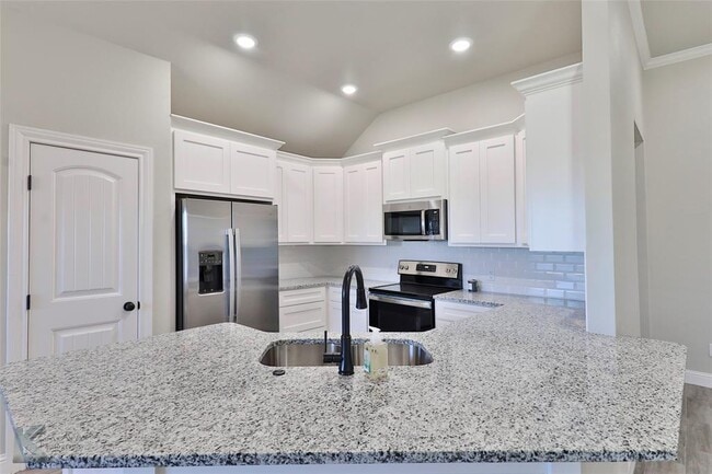 Building Photo - 7523 Security Ln