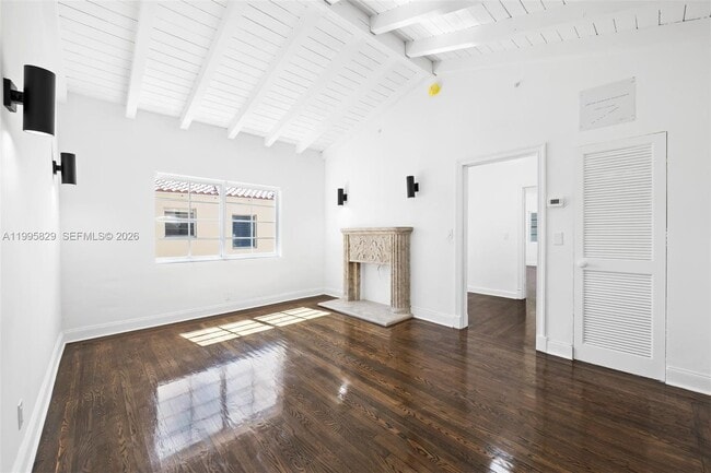 Building Photo - 1545 Meridian Ave