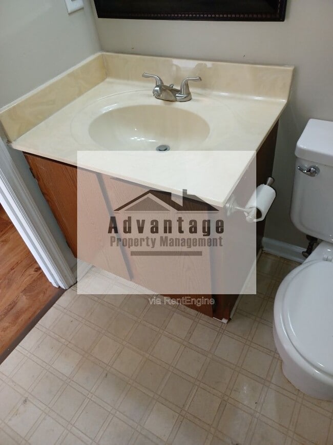 Building Photo - 130 Wesleyan Way