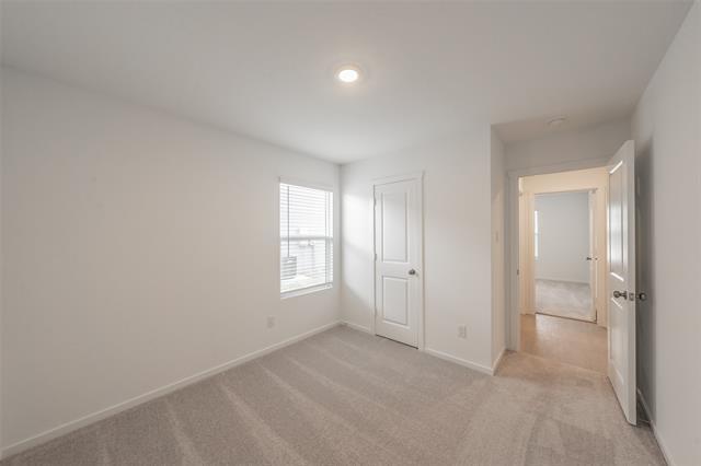 Building Photo - 3013 Tooley Dr