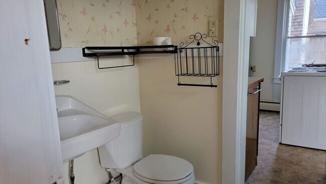 Building Photo - 42-46 School Street