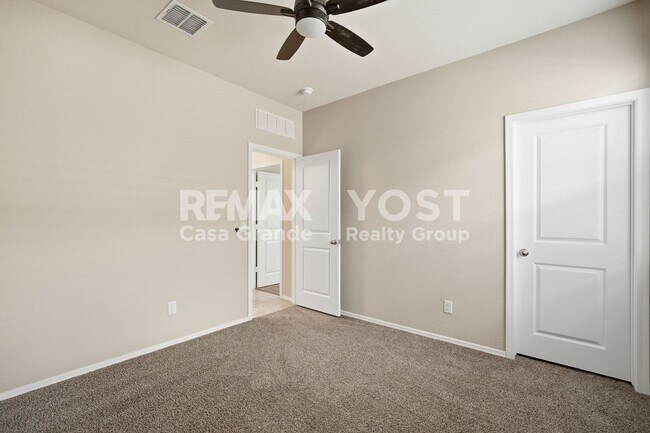 Building Photo - 3570 N Cinnabar Ln