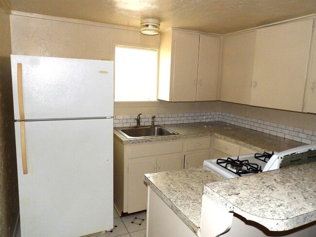 Building Photo - 3 NW 7th St