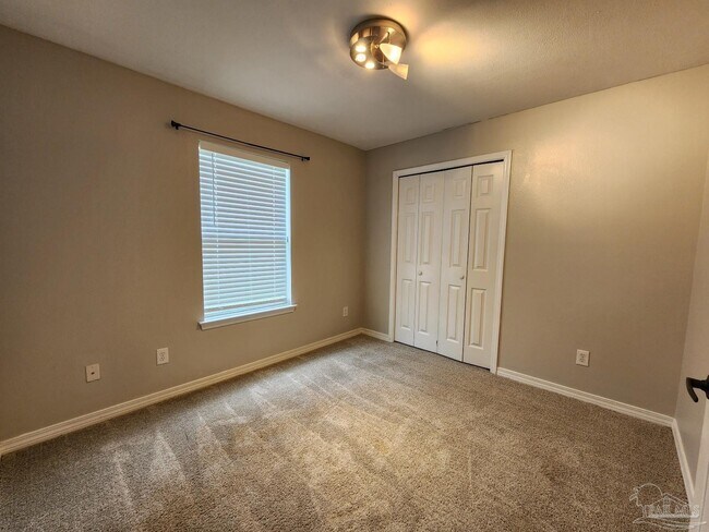 Building Photo - 10475 Senegal Dr