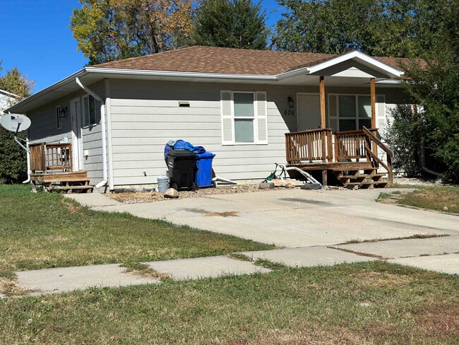 Building Photo - 636 Nowlin St